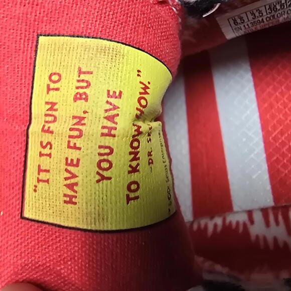 Skechers  Bob's × Dr. Seuss "That is that" slip on for Woman size 6.5 - Picture 6 of 8